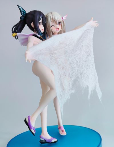 魔法少女伊莉雅 第三季 伊莉雅 与 美游 泳装版 特别套装