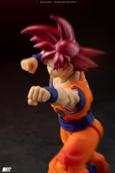 S.H.Figuarts  超级赛亚人之神孙悟空-诞生于正义之心的赛亚人之神-