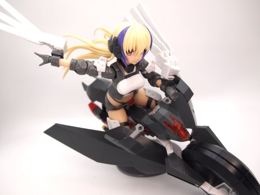 机甲少女 驱狼九式