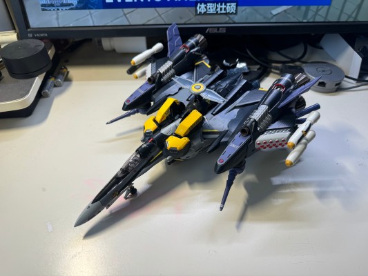 DX超合金 VF-25S 装甲型弥赛亚女武神（奥兹玛·李专用）重生版