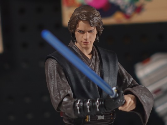 S.H.Figuarts 安纳金·天行者（星球大战系列-阿索卡）