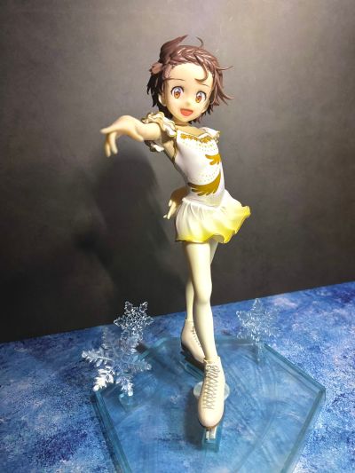 Luminasta 金牌得主 结束祈