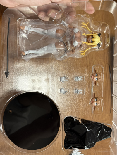 HENTAI ACTION 魅魔女王VS杂鱼哥布林 魅魔女王 莉兹贝特 ～褐色～