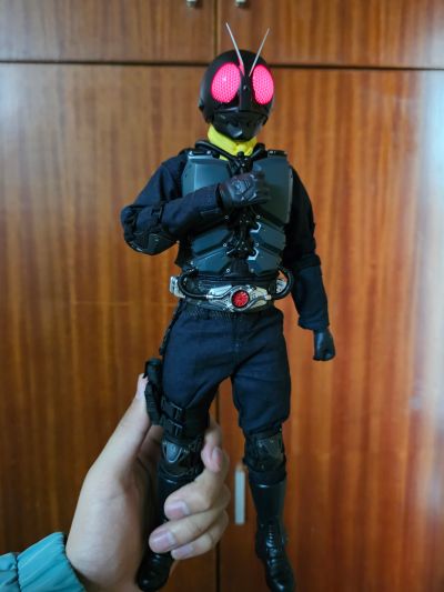 FigZero 1/6   大量出没型变异飞蝗改造人（新·假面骑士）