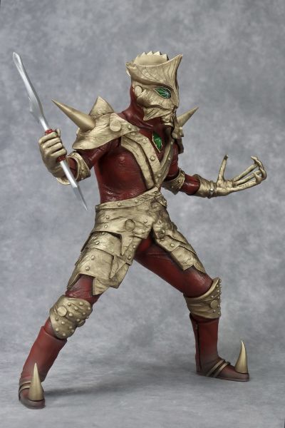 1/6特摄系列：异次元超人 艾斯杀手