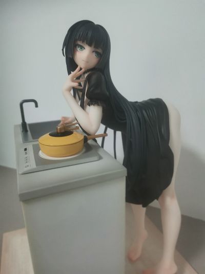 您是要先吃饭，还是先洗澡，或者是……先……吃……我……呢！