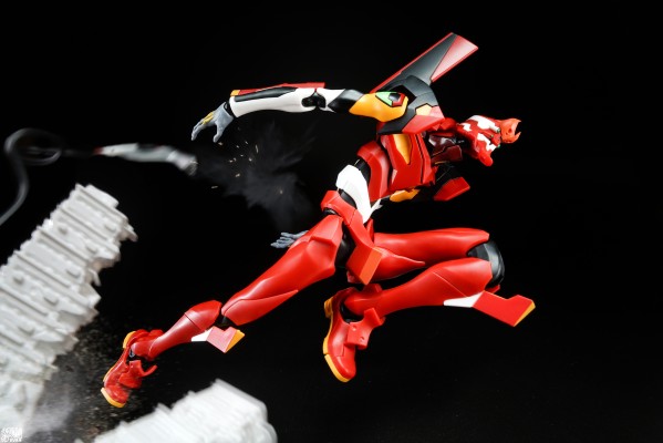 布鲁可超动积木人-传奇版-新世纪福音战士2号机