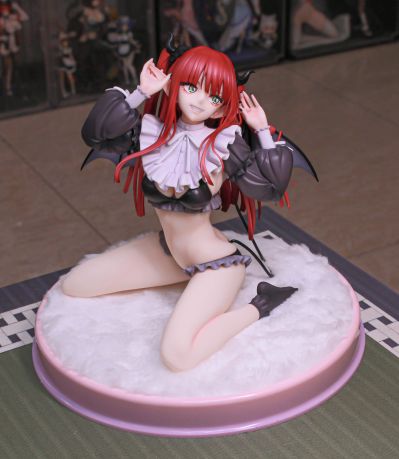 更衣人偶坠入爱河 喜多川海梦 利兹