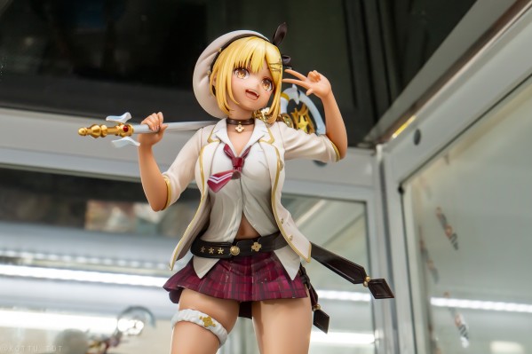 蕾斯莱莉娅娜的炼金工房 ～忘却的炼金术与极夜的解放者～ 莱莎 蕾斯莱莉学园