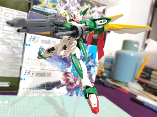 HGBF 1/144 高达创战者 XXXG-01WF凤凰飞翼高达