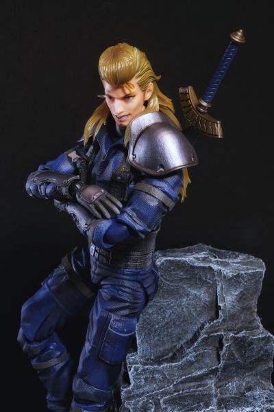 PLAY ARTS改 最终幻想7 重制版 罗榭与摩托套装