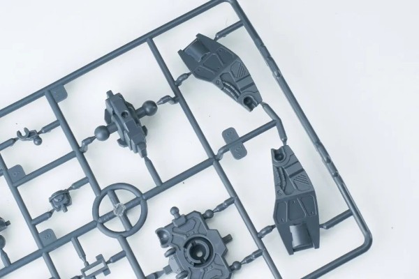 超动骑兵 兹克洛恩 144比例拼装模型