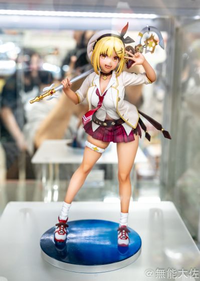 蕾斯莱莉娅娜的炼金工房 ～忘却的炼金术与极夜的解放者～ 莱莎 蕾斯莱莉学园