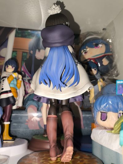 摇曳露营△ 志摩凛 四尾连湖营地