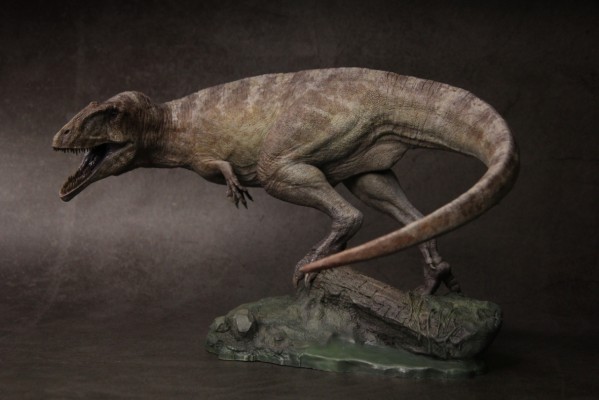 鲨齿龙 1996版 gk雕像