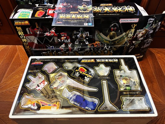 超合金魂 (GX-78) 恐龙战队兽连者 龙皇凯撒/大龙神