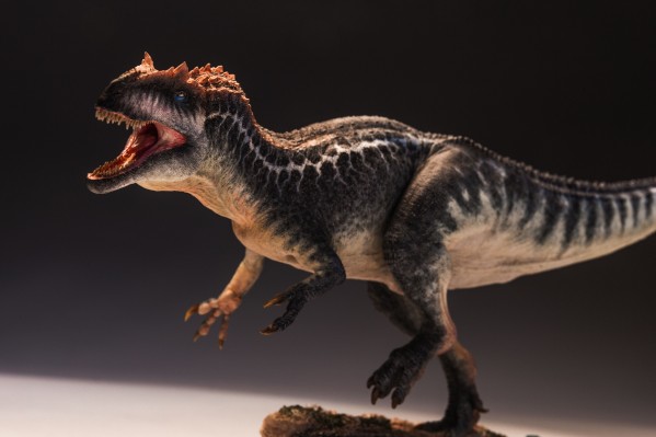 食蜥王龙2.0 （1:35比例）