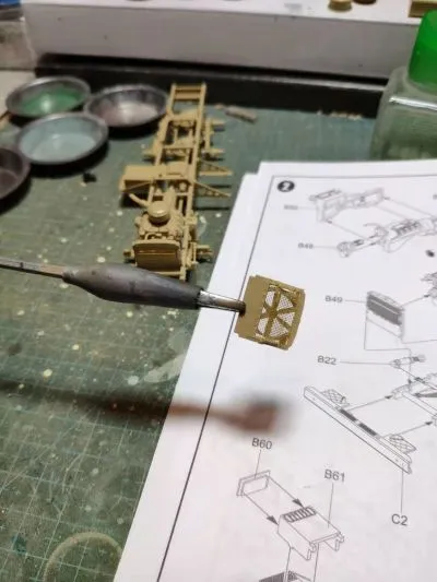L4823 1/48 俄罗斯Su-35S“侧卫-E”对地攻击装备型战斗机