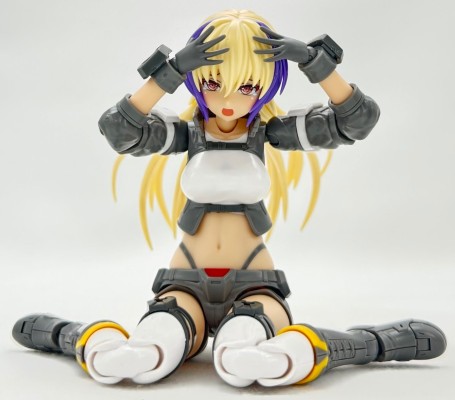 机甲少女 驱狼九式