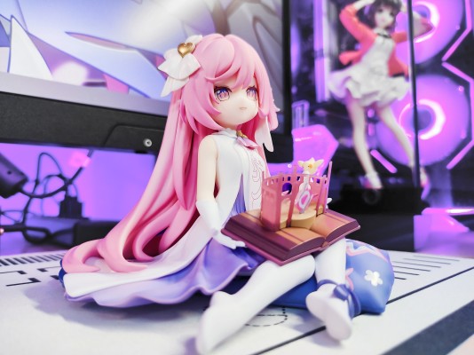 爱莉希雅 真我·人之律者手办 小不点律者