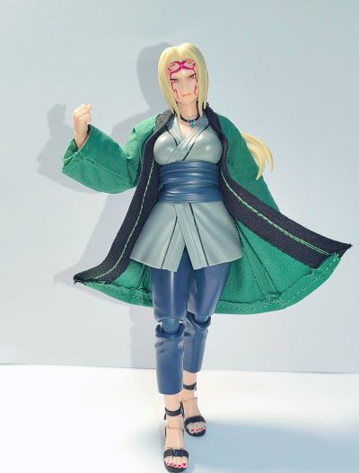 S.H.Figuarts 纲手 -极尽百豪的传说医疗忍者-