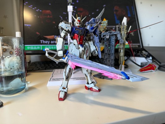 METAL BUILD 机动战士高达SEED 巨剑强袭装备 -METAL BUILD系列十周年纪念版-