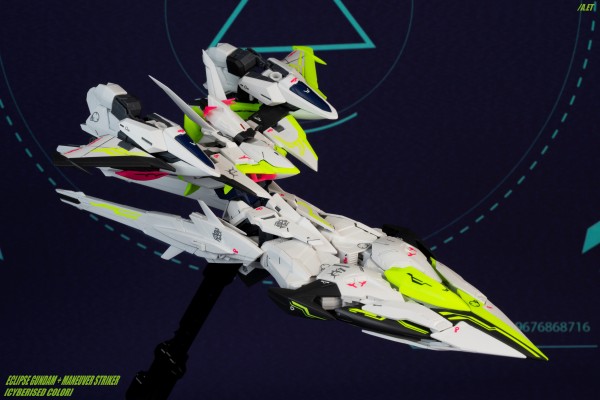 MG 1/100  天蚀高达 + 扩展件 (赛博配色)