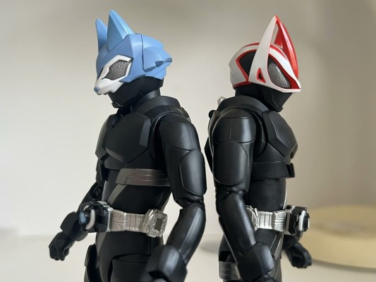 S.H.Figuarts 假面骑士歌查德 蒸汽蝗虫