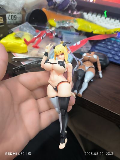 HENTAI ACTION 魅魔女王VS杂鱼哥布林 魅魔女王 莉兹贝特 ～褐色～