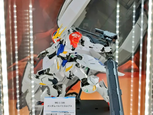 MG 1/100 巴巴托斯高达天狼座