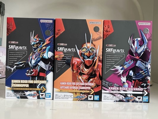 S.H.Figuarts 假面骑士烈焰歌查德破晓 / 歌查德破晓 蒸汽蝗虫