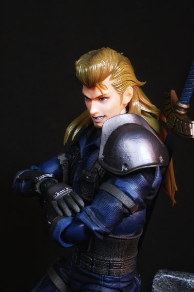 PLAY ARTS改 最终幻想7 重制版 罗榭与摩托套装
