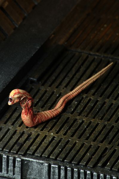 NECA《异形》40周年纪念终极版大型异形（Big Chap）