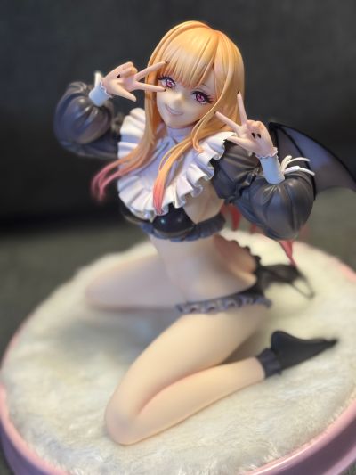 更衣人偶坠入爱河 喜多川海梦 利兹