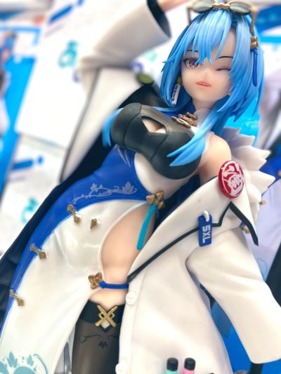 青桐高中 春雨丽女