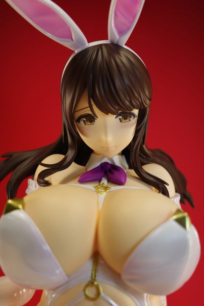 三柿野日和 白色兔女郎
