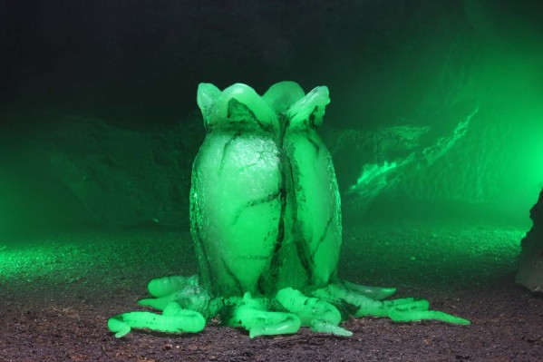 NECA 异形系列 - 夜光版 