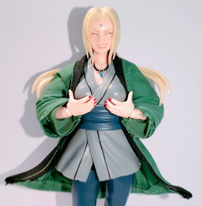 S.H.Figuarts 纲手 -极尽百豪的传说医疗忍者-