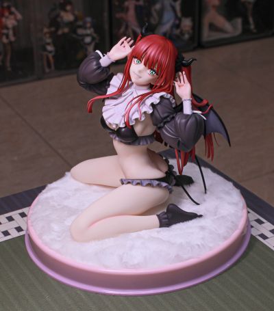 更衣人偶坠入爱河 喜多川海梦 利兹