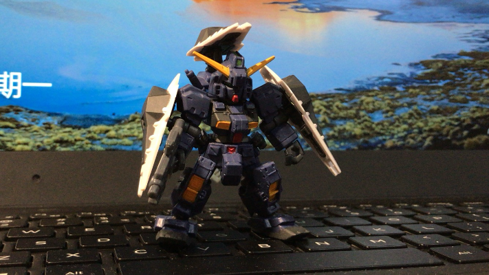 高达 MOBILE SUIT ENSEMBLE ADVANCE OF Z 提坦斯的旗下 RX-121-1高达 TR-1 Hazel Custom 提坦斯配色