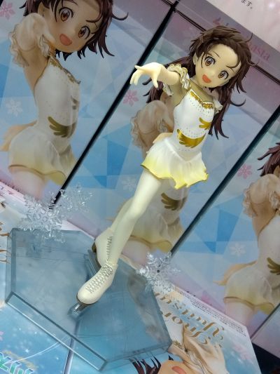 Luminasta 金牌得主 结束祈