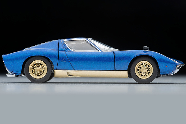 TLV 兰博基尼Miura SV（金属蓝色）