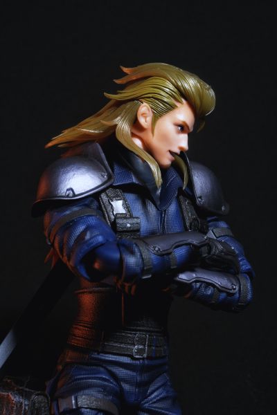 PLAY ARTS改 最终幻想7 重制版 罗榭与摩托套装