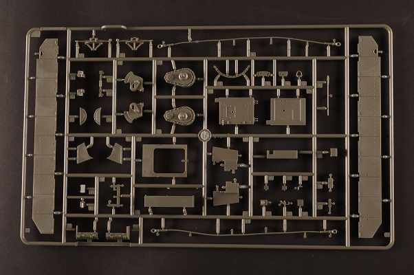 编号:84524 1/35 装甲车辆系列 以色列国防军“雌虎1”步兵战车