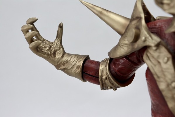 1/6特摄系列：异次元超人 艾斯杀手