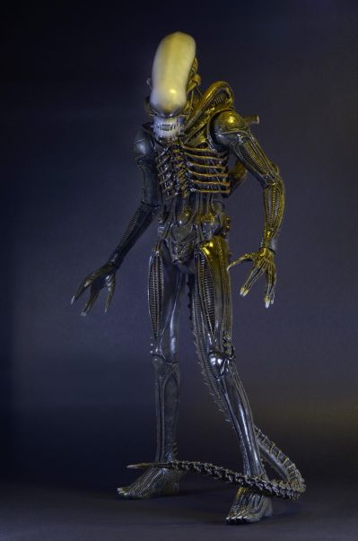 异形 – 1/4 比例可动人偶 – 1979 异形