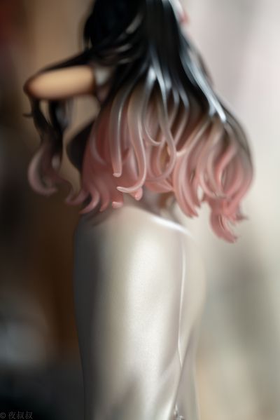 治愈系白色旗袍姐姐