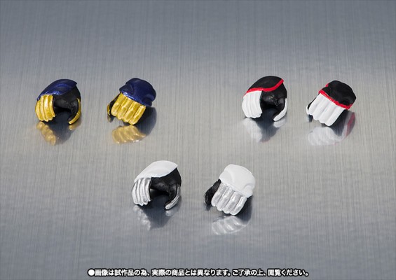 S.H.Figuarts 电鸟号摩托