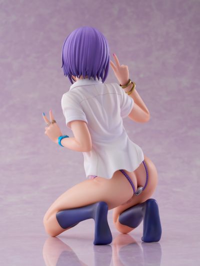亚君