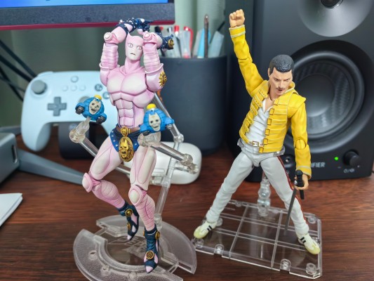 S.H.Figuarts 皇后乐队 佛莱迪·摩克瑞《Live At Wembley Stadium》